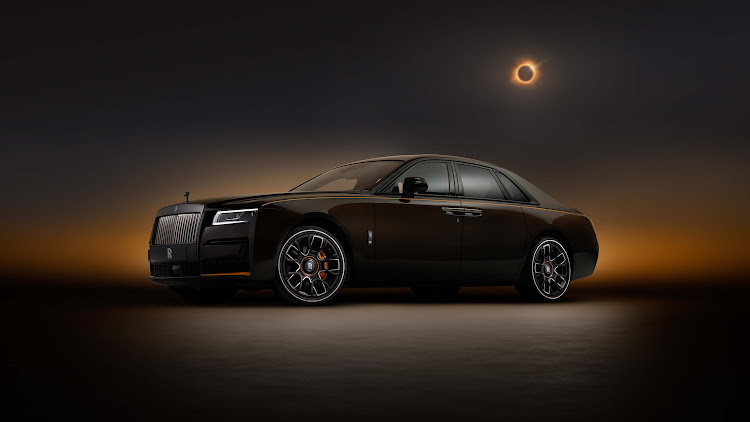 Rolls-Royce Black Badge Ghost Ékleipsis.