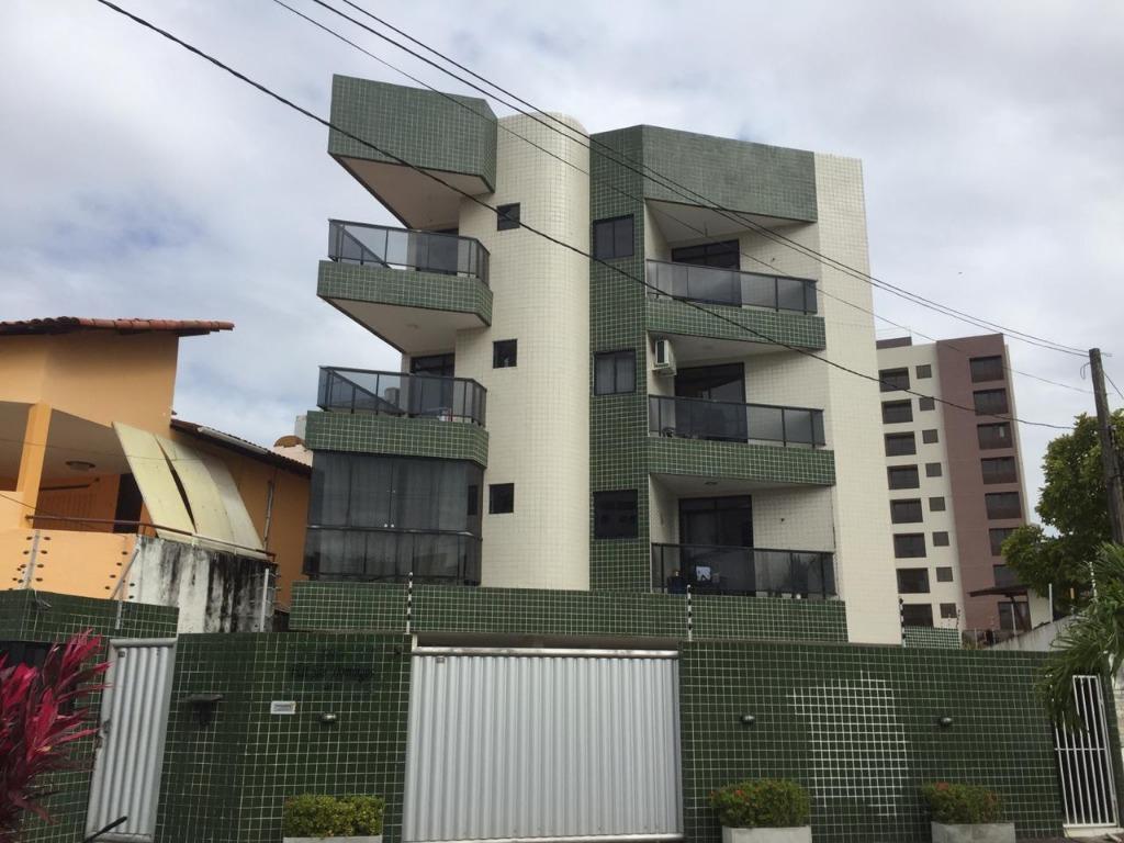 Apartamento com 2 dormitórios para alugar, 70 m² por R$ 1.600,01/mês - Bessa - João Pessoa/PB