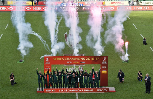 South Africa are presented with the Sevens Series Trophy after the HSBC London Sevens at Twickenham Stadium on May 21, 2017 in London, United Kingdom. (Photo by Charles McQuillan/Getty Images for World Rugby)