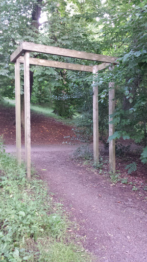 Ormeau park Woodland Trail Arch