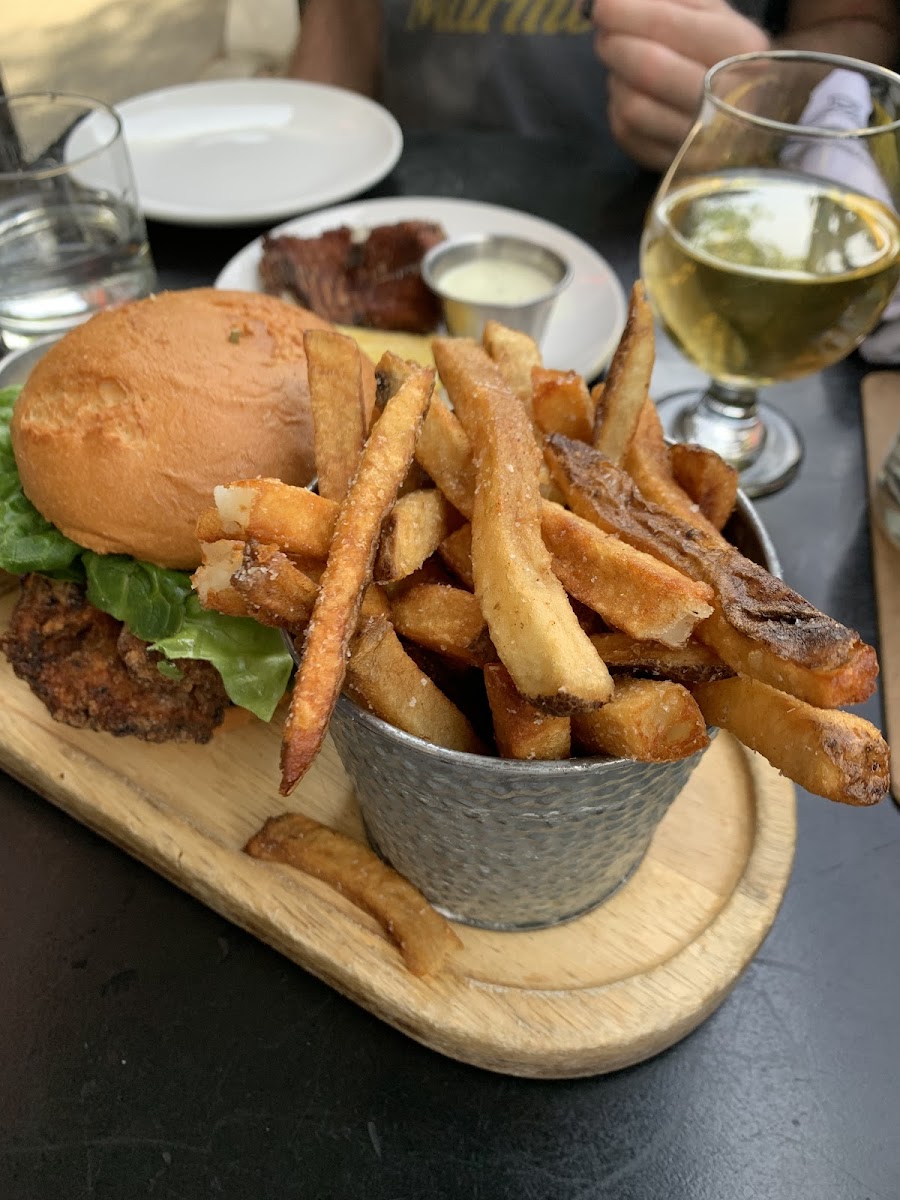 Fried chicken sandwich