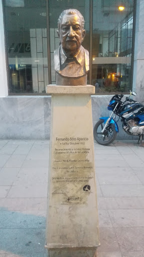 Busto Fernando Soto Aparicio