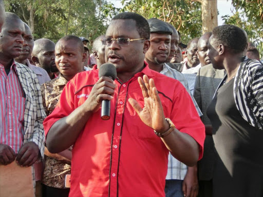 Bungoma Governor Kenneth Lusaka addresses parents of Nabigenge Secondary School in Tongaren constituency, February 20, 2017. /BRIAN OJAMAA
