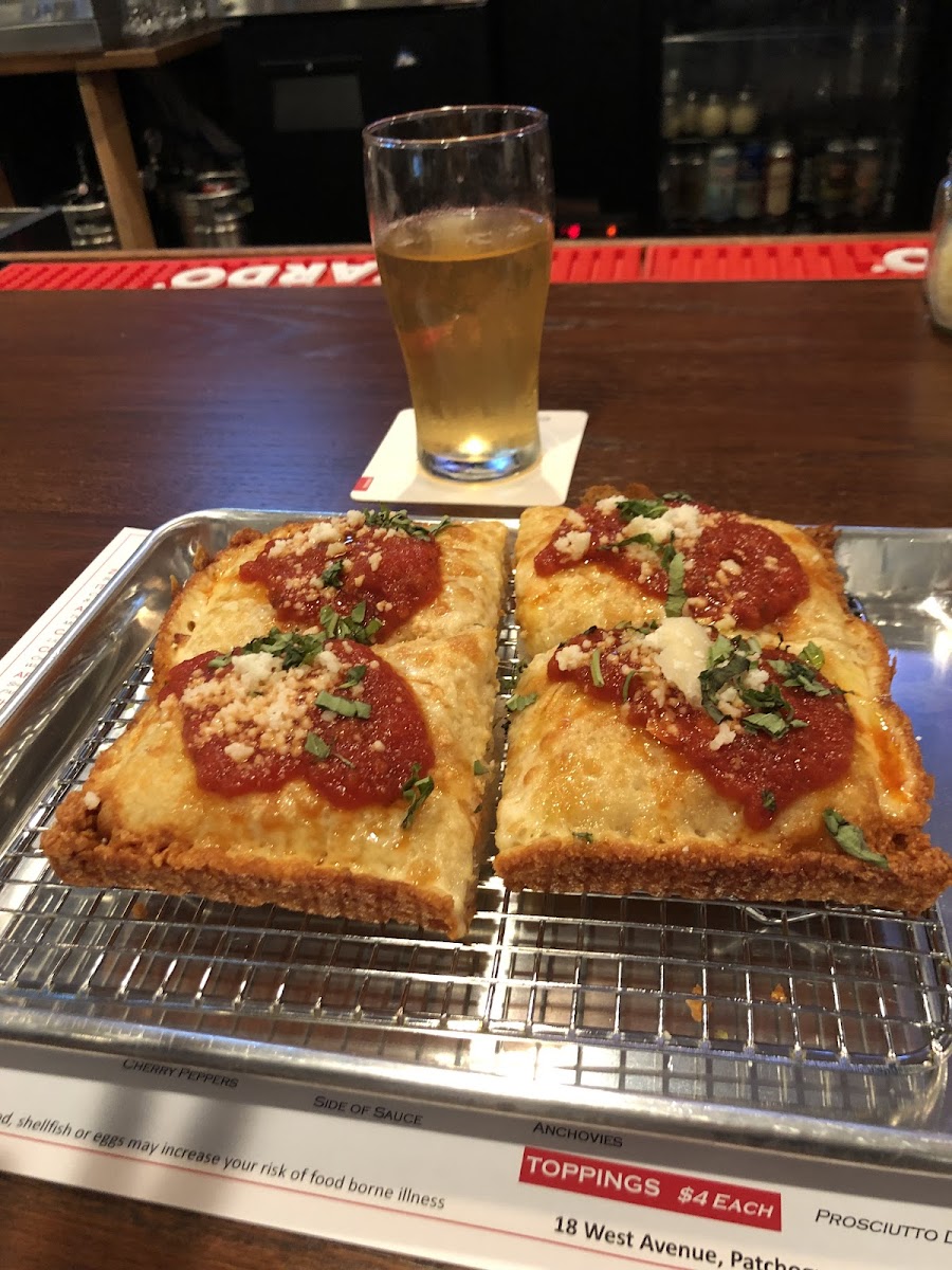 Gluten free beer and Detroit style pizza!