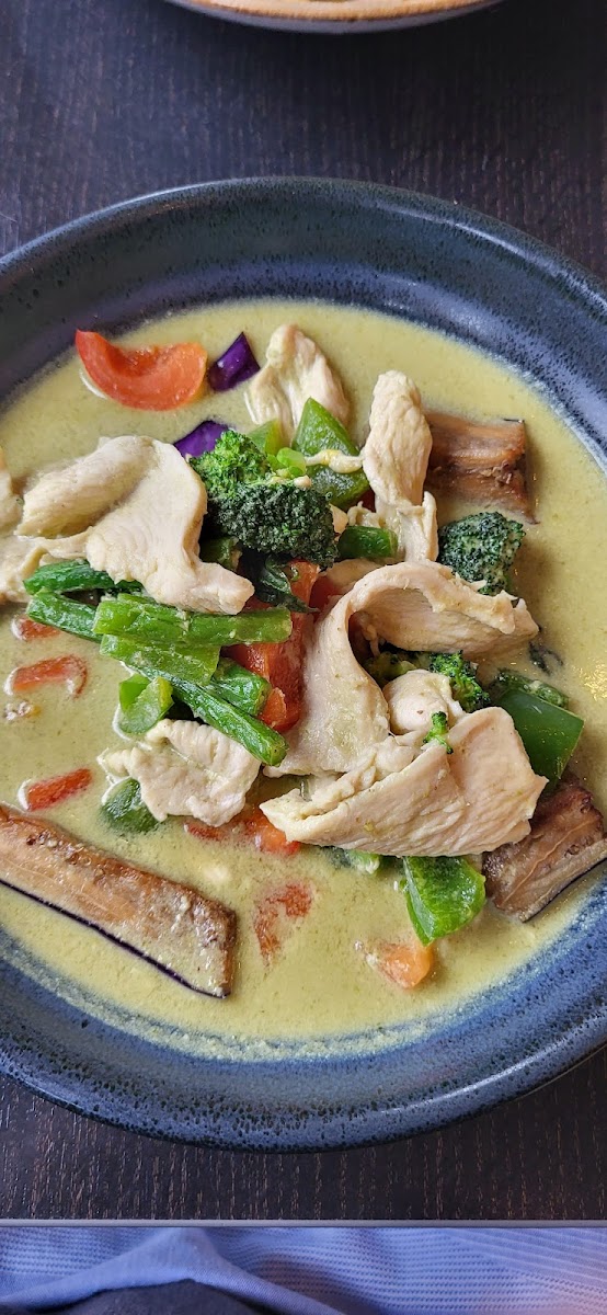 Green Curry Chicken