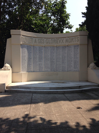 Monument Aux Morts 1939-1945