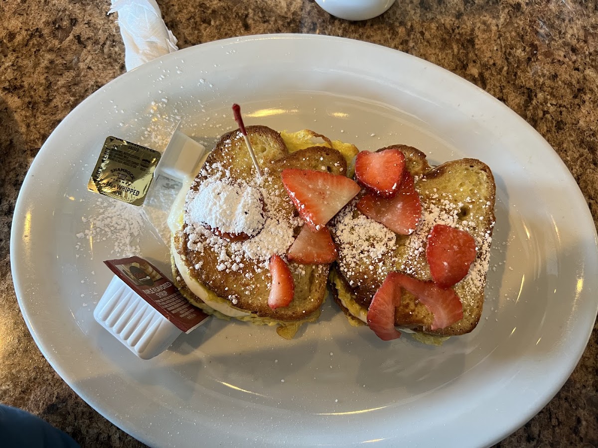 Gluten free custard filled french toast 🥰