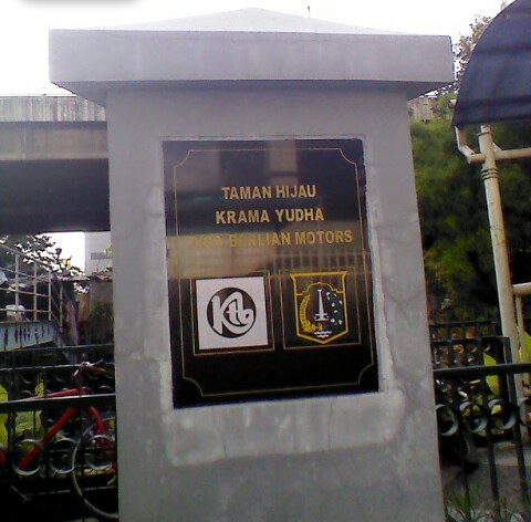 Tugu Taman KTB