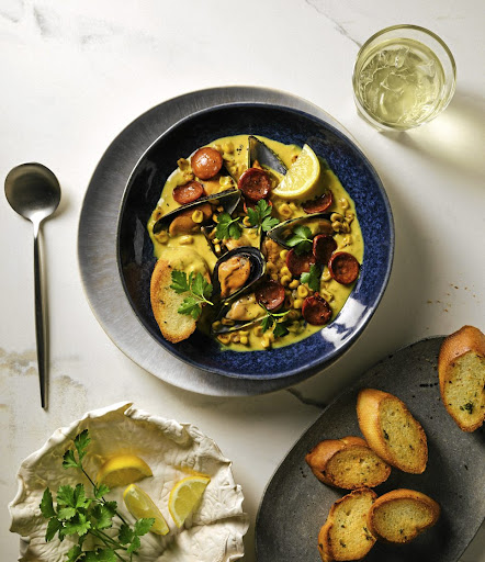 David Higgs's Golden Chorizo Mussels