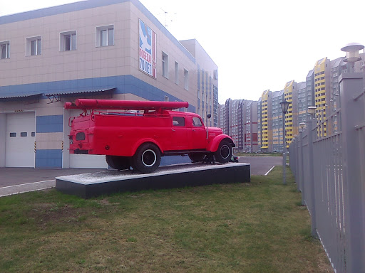 Большая Красная Машина 