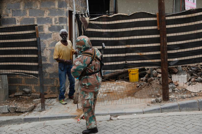 Soldiers have been accused of being heavy-handed in enforcing lockdown restrictions in SA's townships. File photo.