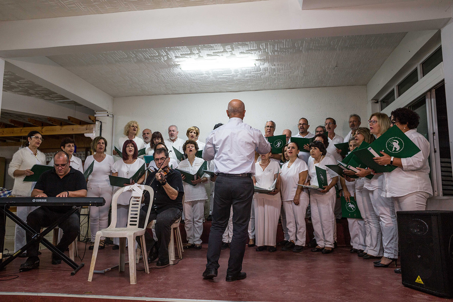 A bi-communal choir sings to unite Greek and Turkish Cypriots 