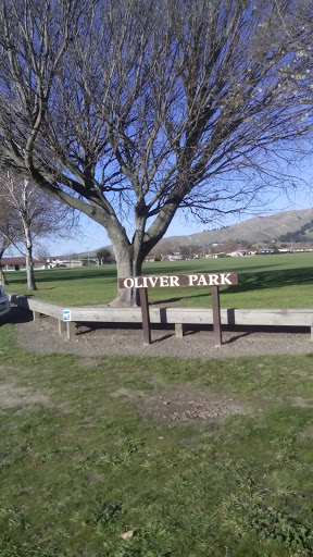 Oliver Park