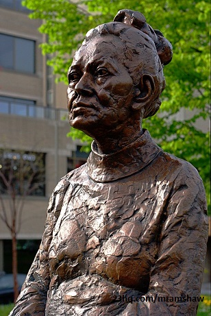 A powerful voice in the cityâ€™s mobilization against nuclear war; survivor of Hiroshima. Statue and plaque sponsored by Vancouver Labour Council, sculpted by Keith Shields.(full page)Plaque...