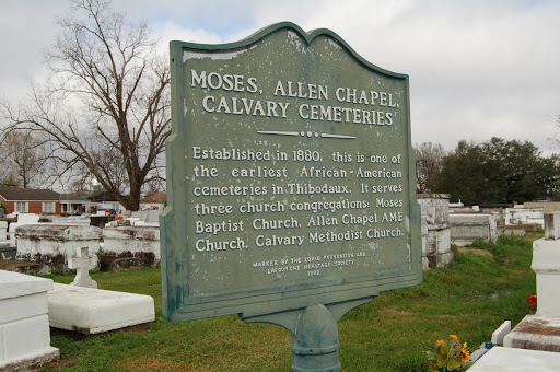 Established in 1880, this is one of the earliest African-American cemeteries in Thibodaux. It serves three church congregations: Moses Baptist Church, Allen Chapel AME Church , Calvary Methodist Church.