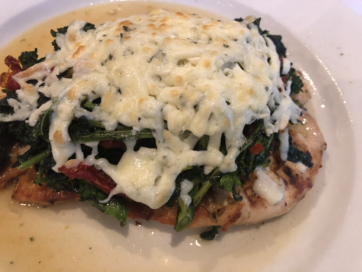 Grilled Chicken with broccoli rabe, sun-dried tomatoes, gorgonzola cheese