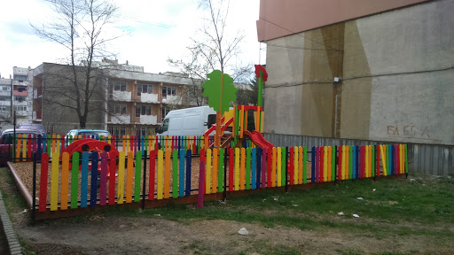 Playground Stroitel
