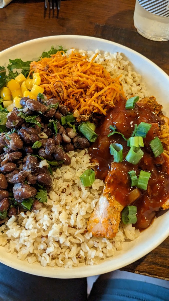 Blackened chicken mango bowl