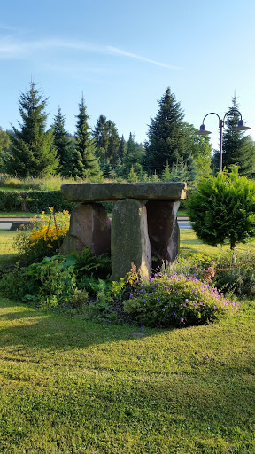 Mini-Stonehenge