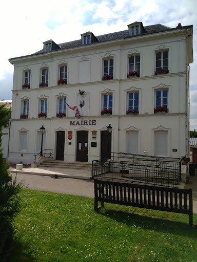 Mairie De Muids