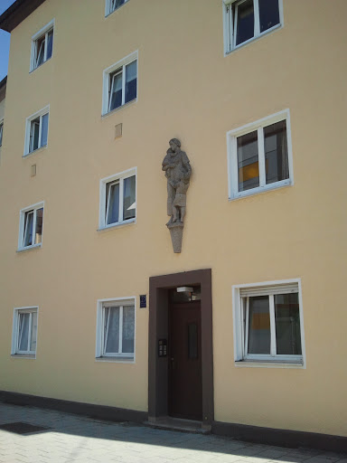 Marien-Statue