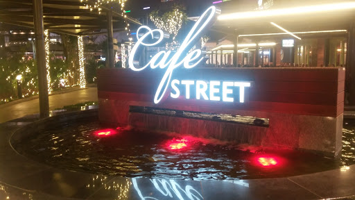 Cafe Street Water Fountain