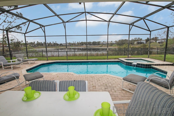 Windsor Hills vacation villa in Kissimmee with a south-facing private pool and spa