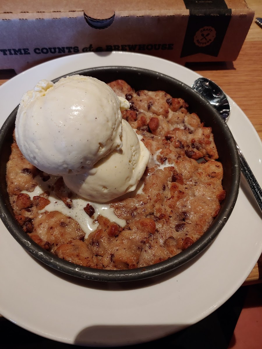 Gluten-Free Cookies at BJ's Brewhouse