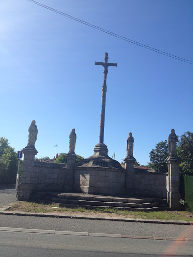 Croix Nueil Les Aubiers