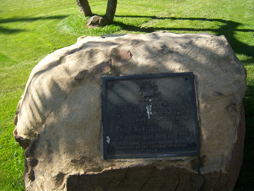 From the Flickr group Historical Markers, photo by tkksummers, full page.License is Attribution-ShareAlike License