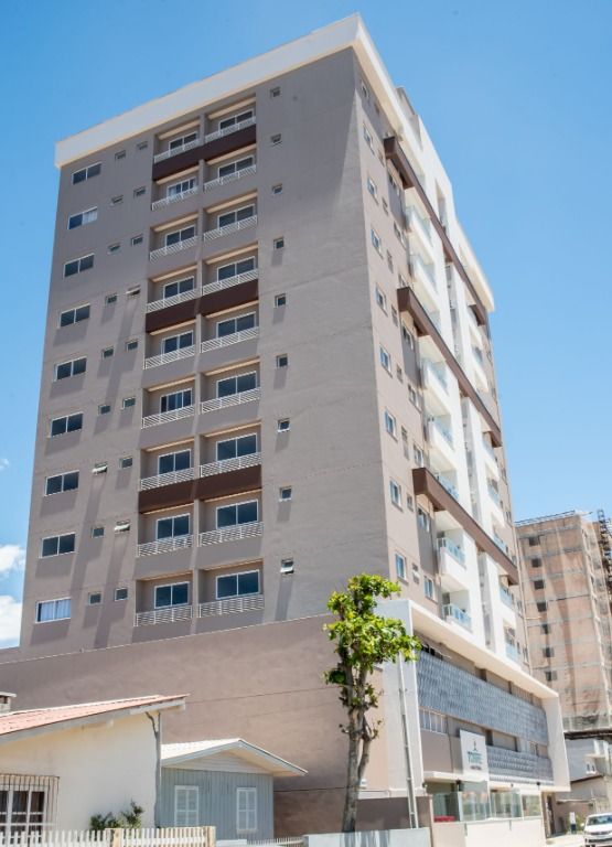 Apartamento com 3 dormitórios à venda, 109 m² por R$ 636.000,00 - Centro - Navegantes/SC