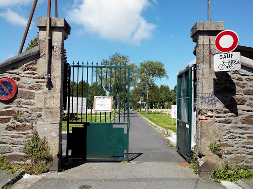 Entrée Cimetière De Kerfautras