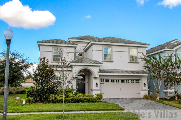 Orlando holiday villa, close to Disney, games room, private pool and spa, gated Davenport resort