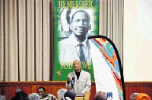 HERO REMEMBERED: Waters Toboti speaks at the launch of the Robert Mangaliso Sobukwe memorial on Robben Island on Friday.29/03/09. Pic. Mpho Mathelane. © Unknown.