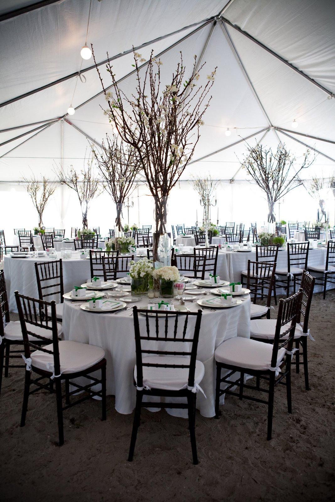 tropical wedding centerpieces