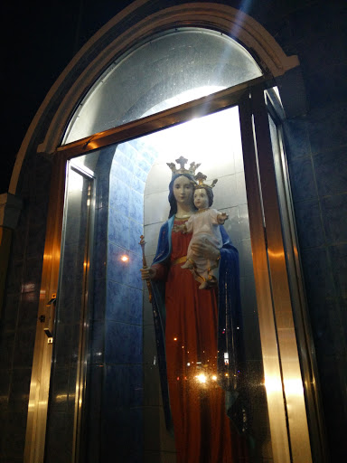 Virgin Mary and Baby Jesus Statue
