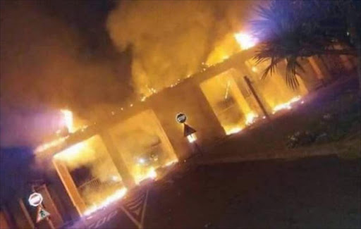 Attempted murder charges laid after protesters lock CPUT guards in burning building