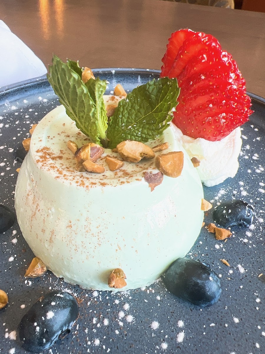 Pistachio Panna Cotta