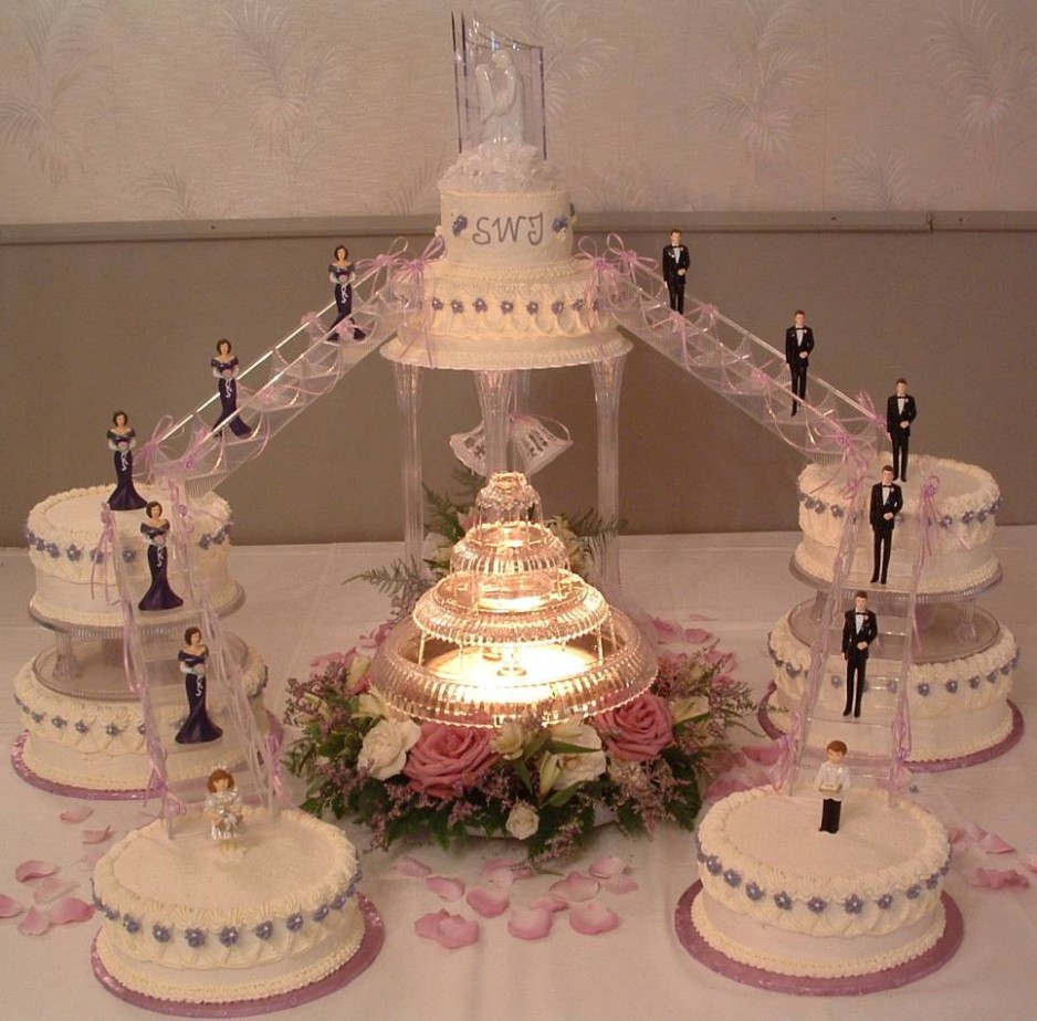 Wedding Cakes With Fountain