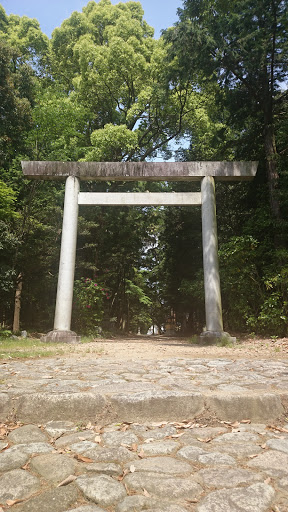 能褒野神社 鳥居