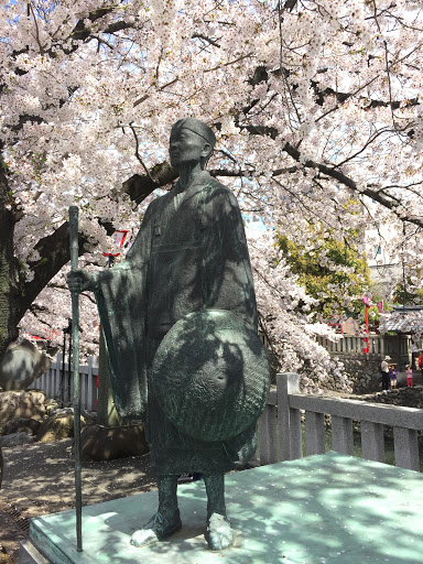 松尾芭蕉像／奥の細道むすびの地