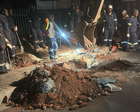 City Power said installation of new cables on the M1 bridge will take time because of extensive damage and technical problems. Picture: SUPPLIED.