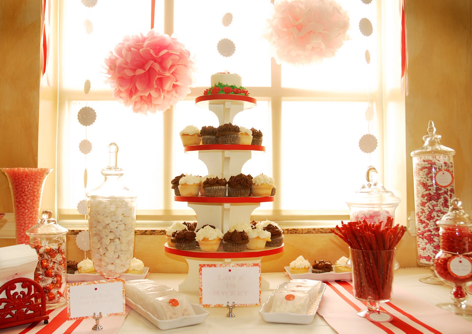 First Candy Bar of the Wedding First Candy Bar of the Wedding