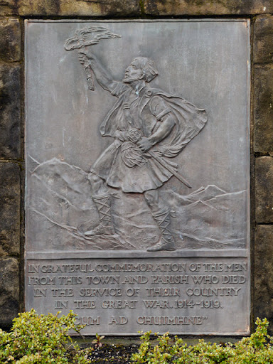 The dedication plaque on NN6207 : Callander War Memorial. © Copyright David Dixon and licensed for reuse under this Creative Commons Licence . Submitted via Geograph
