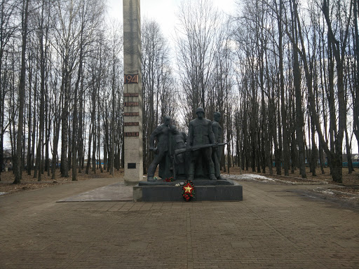 Памятник Солдатам Первогвардейцам