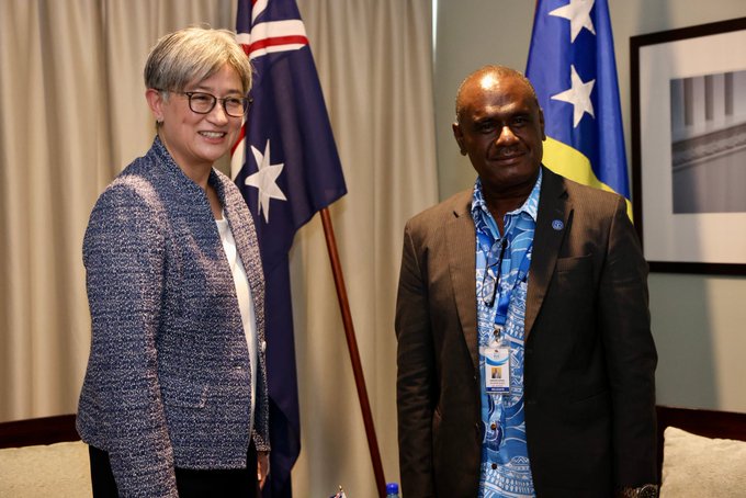 Solomon Islands Prime Minister Jeremiah Manele with Australian Minister for Foreign Affairs Senator Penny Wong,