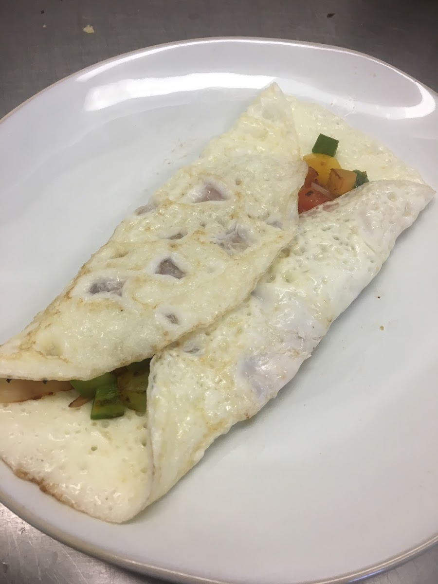 Egg white and veggie omelet