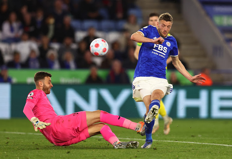 Leicester City's Jamie Vardy in action with Norwich City's Angus Gunn