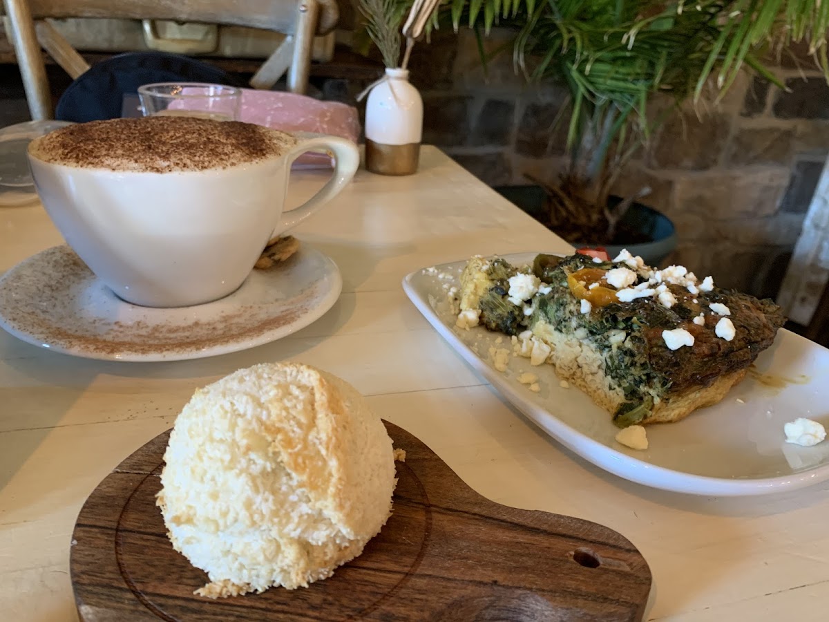 Gluten-Free at Runaway Luna Coffeehouse & Lifestyle Boutique