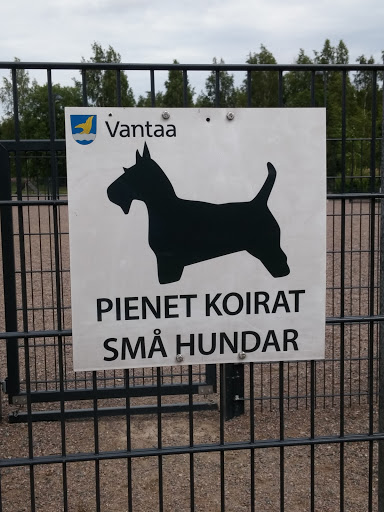 Myyrmäen Koirapuisto - Pienet Koirat